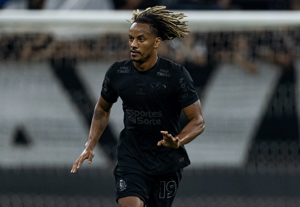 Carrillo é convocado pelo Peru e vira problema para final do Paulistão no Corinthians