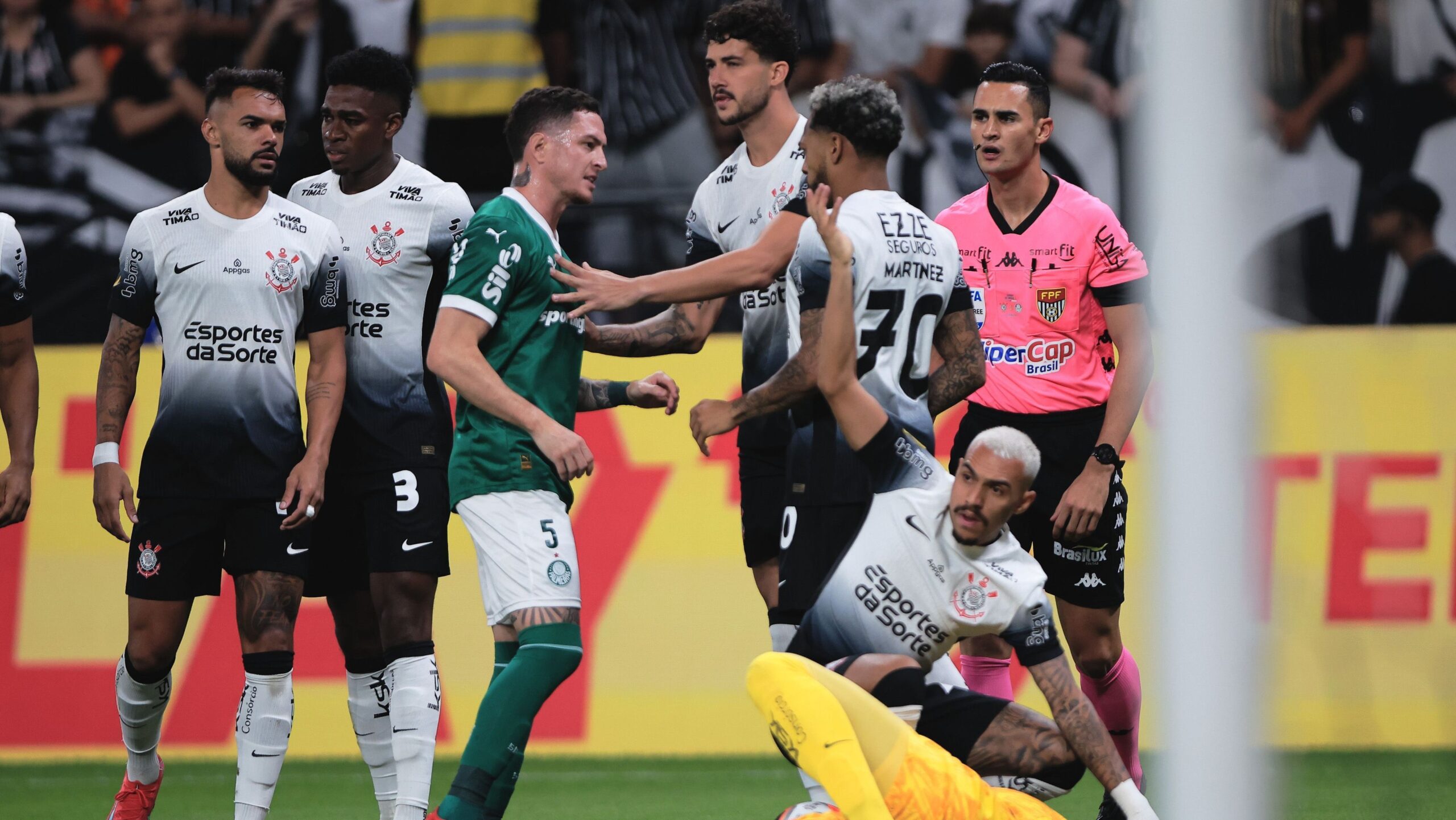 Corinthians dá o troco e evita tetracampeonato inédito do Palmeiras