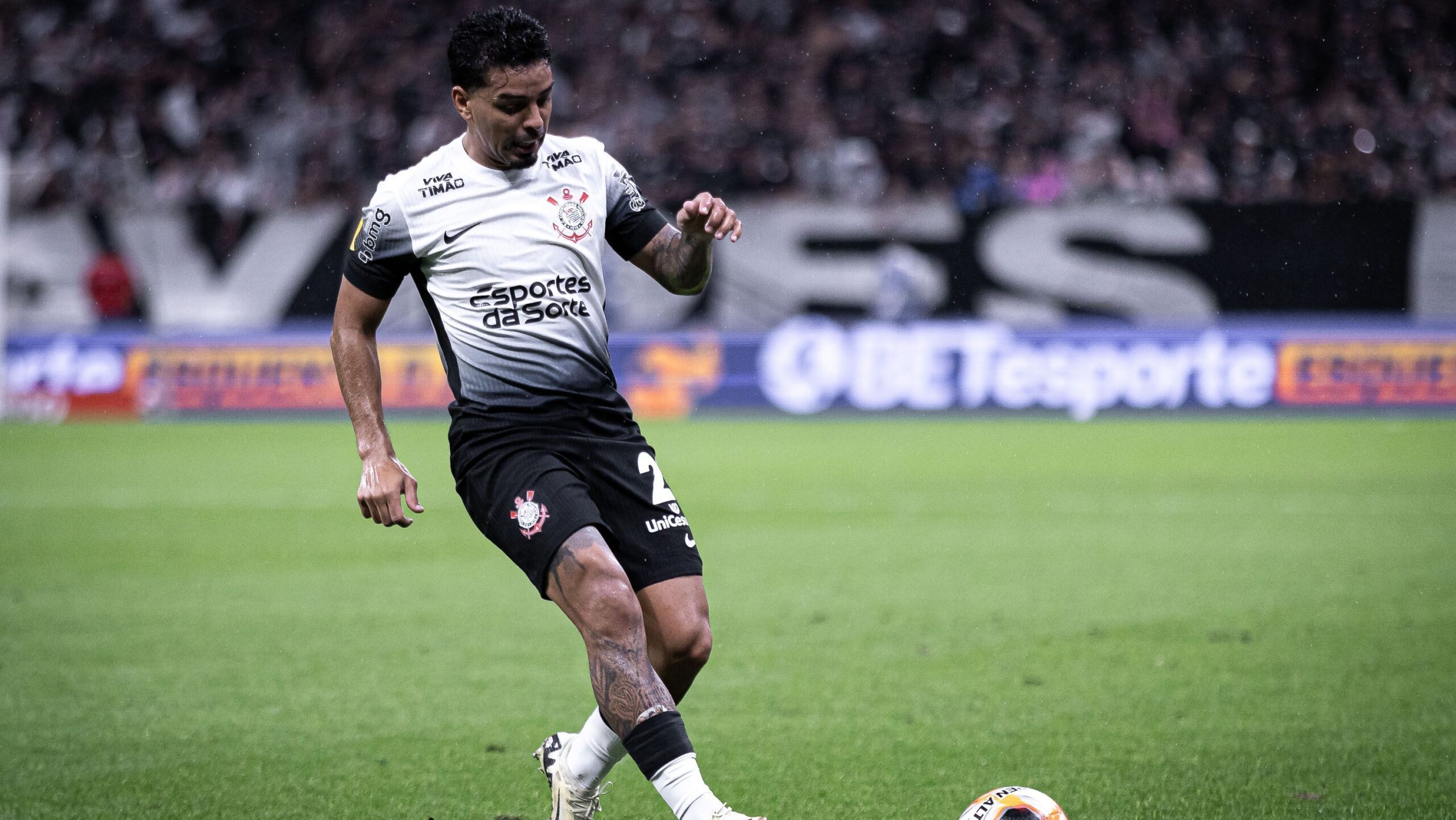 Corinthians encaminha renovação contratual de Matheus Bidu