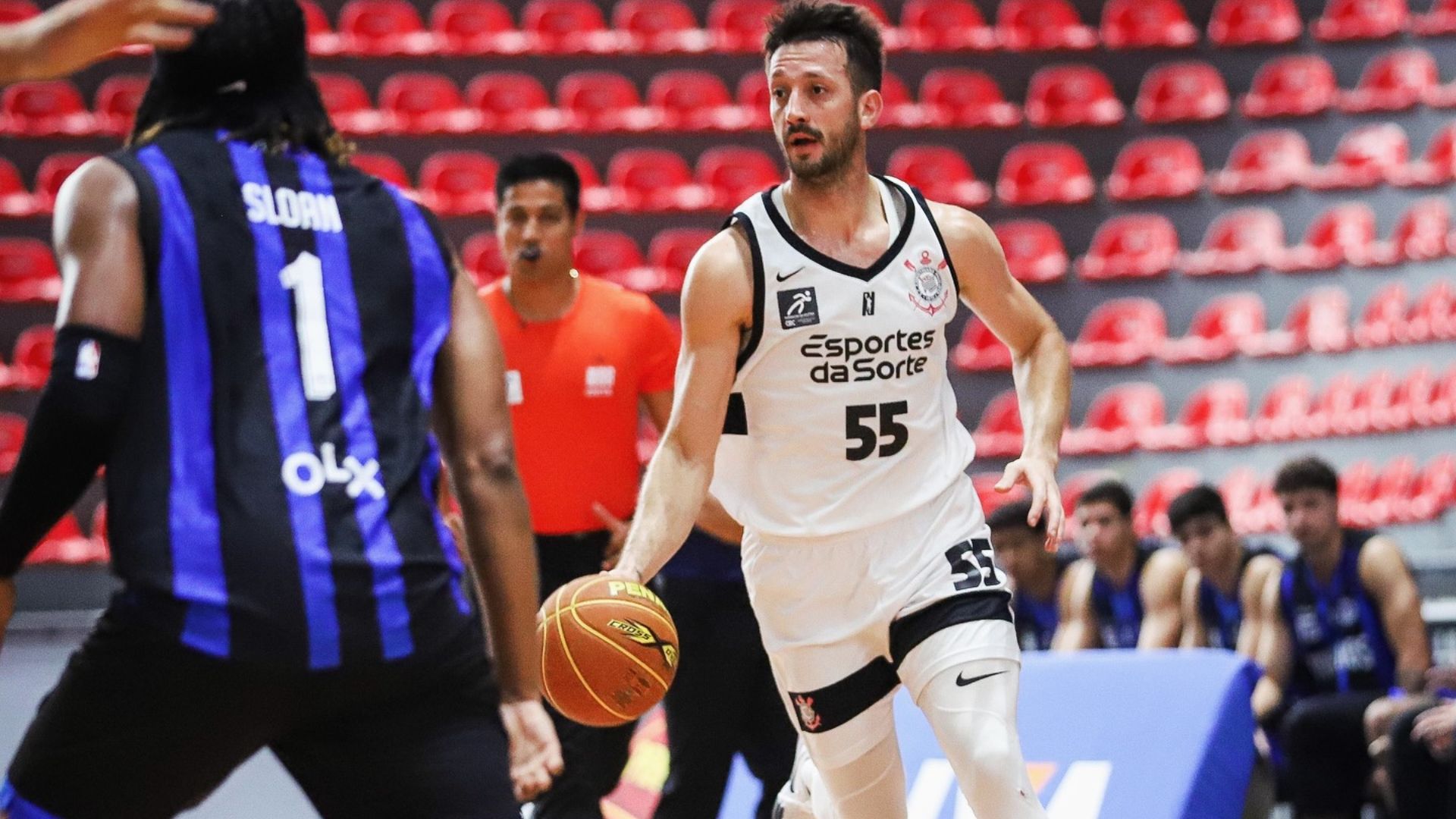 Corinthians mede forças com o Pinheiros pelo NBB neste dia 29