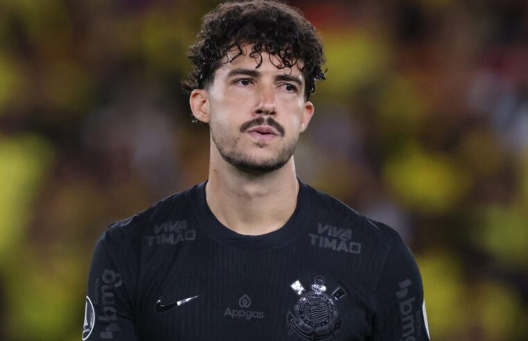 Corinthians pode perder Gustavo Henrique para o Santos