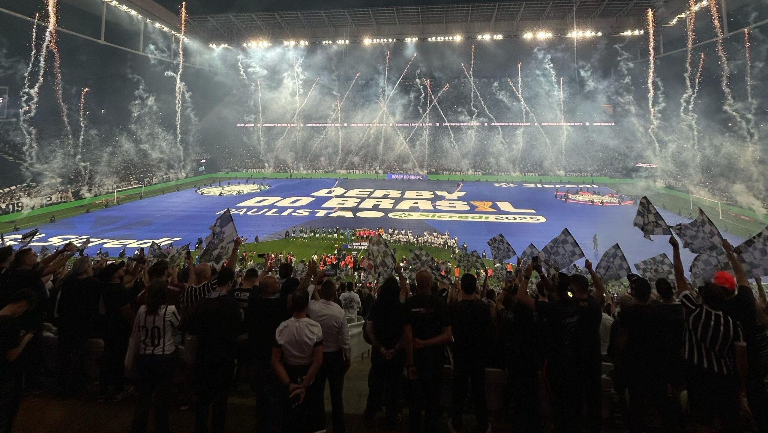 Corinthians quebra recorde de público na Neo Química Arena