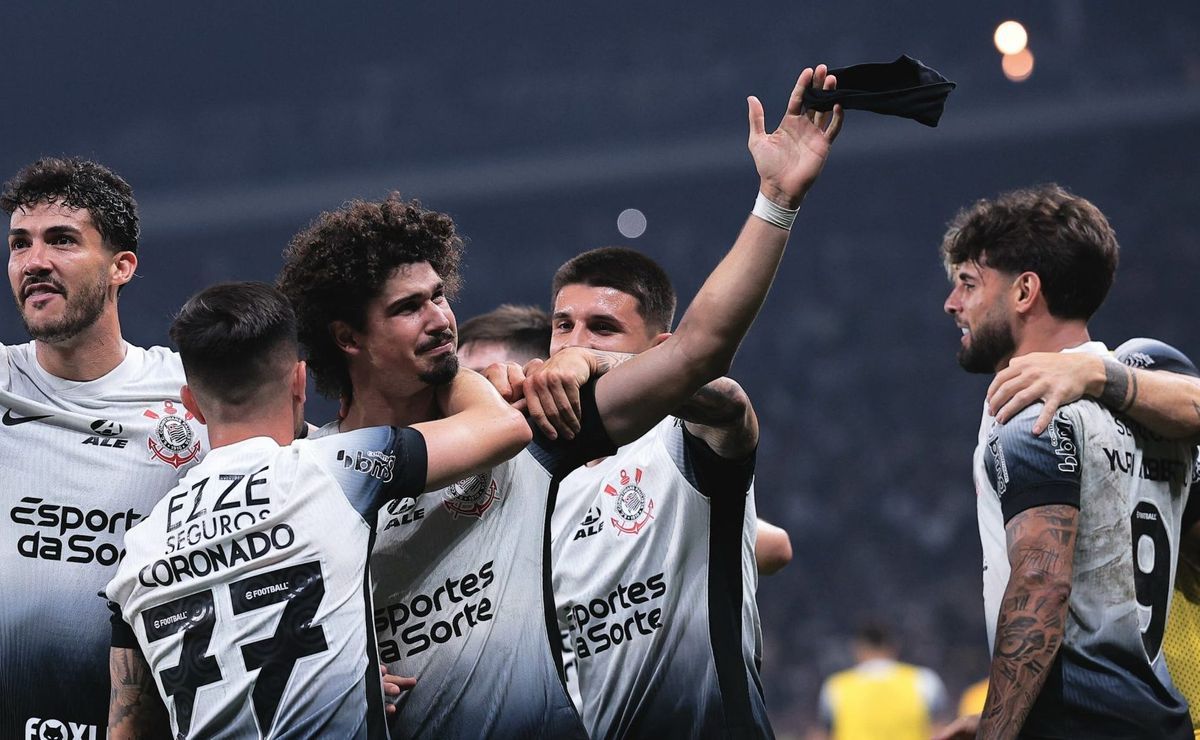 Jogador do Corinthians ‘causa conflito’ na FIel Torcida: “Poderia ir embora”