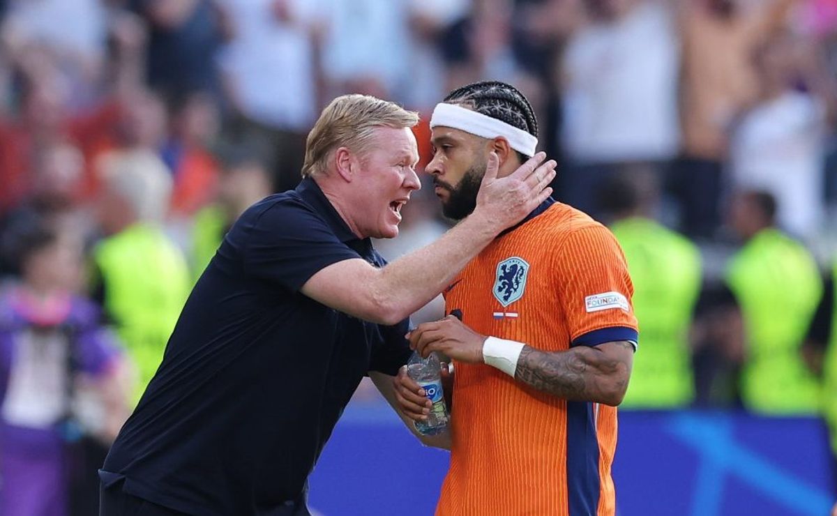Memphis Depay será titular ao lado de Frenkie De Jong na Liga das Nações