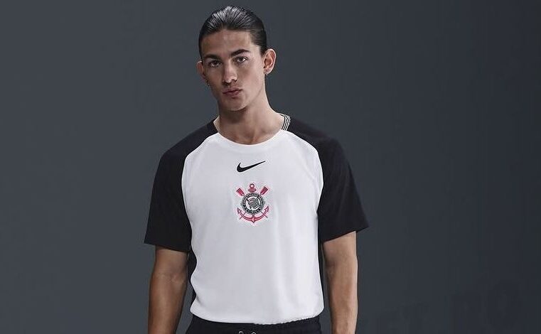 Possível nova camisa do Corinthians vaza na internet; veja imagens