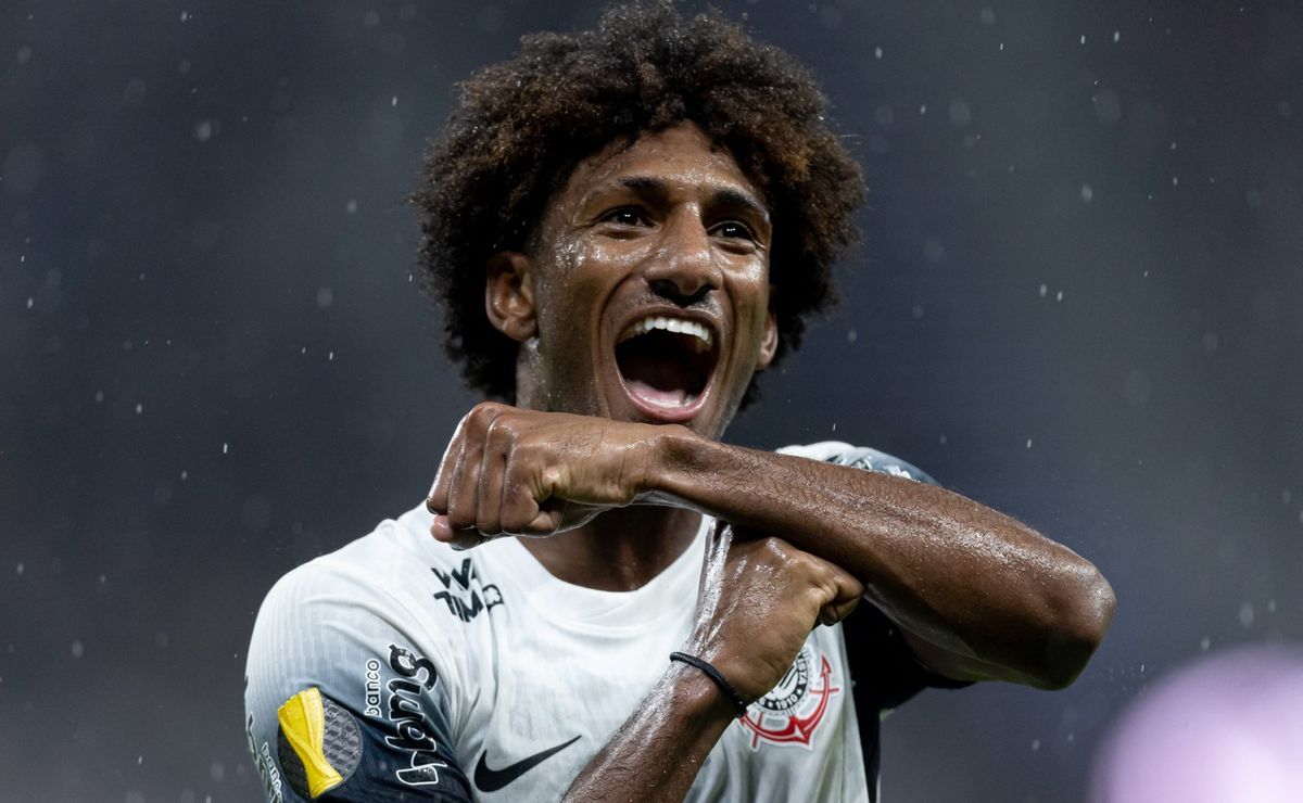 Além de Talles, clube quer renovar com outros três atletas
