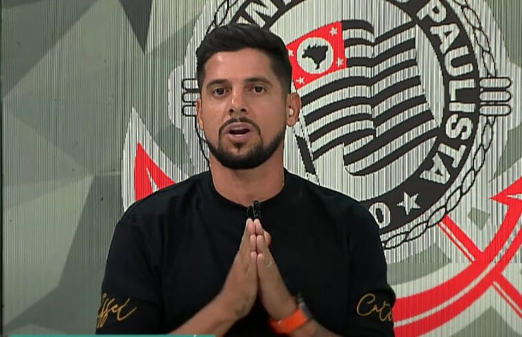 Cicinho aponta técnico “fraquinho” no futebol brasileiro