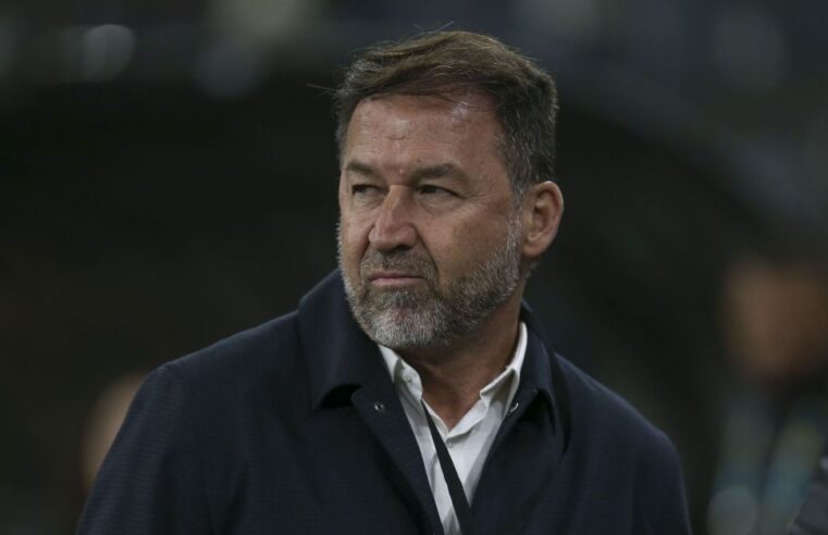 Corinthians acerta venda milionária de meia para os Emirados Árabes