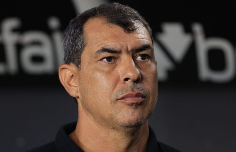 Corinthians descarta retorno de Fábio Carille para substituir Ramón Díaz