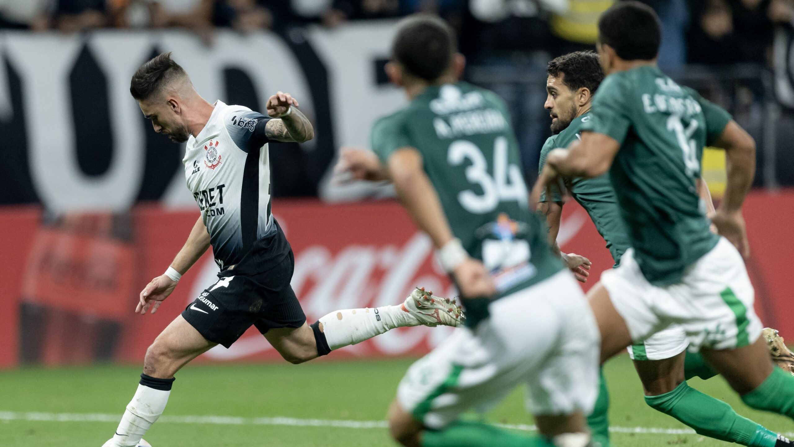 Corinthians nunca perdeu para o Racing-URU; veja números
