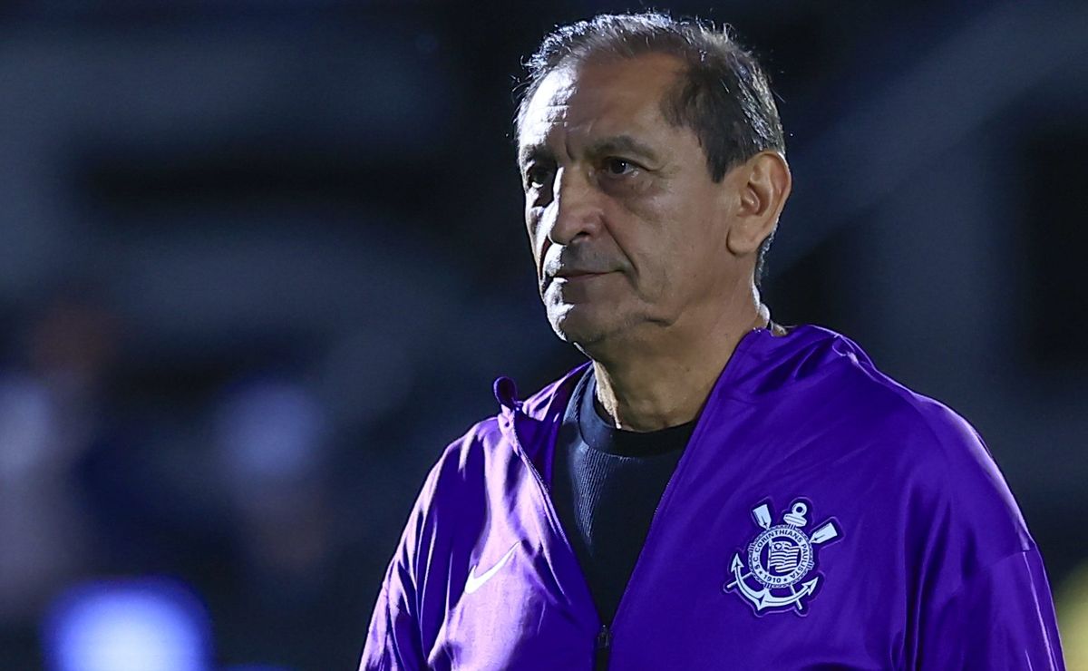 Corinthians pode perder Héctor Hernández para o Athletico Paranaense
