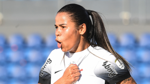 Corinthians vence e Vic Albuquerque lidera a Bola de Ouro