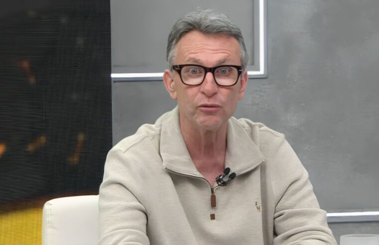 Craque Neto se irrita e detona jogador do Corinthians: “Medíocre”