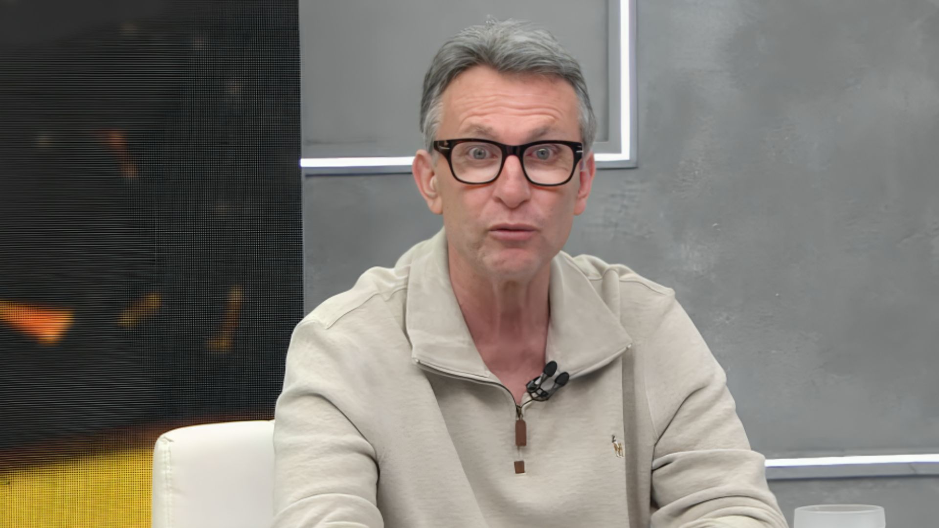 Craque Neto se irrita e detona jogador do Corinthians: “Medíocre”