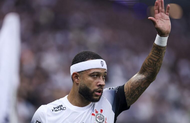 Depay está a um gol ou assistência de bônus milionário na Sul-Americana