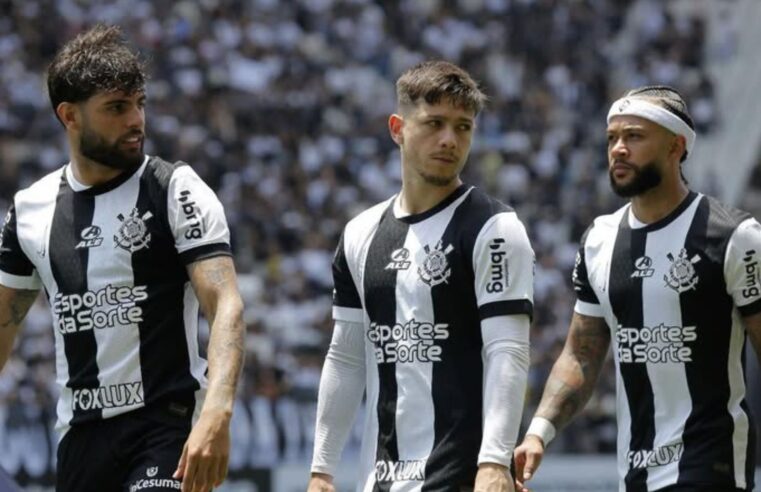 Diretor do Corinthians projeta saída de pelo menos “um jogador principal” no meio do ano