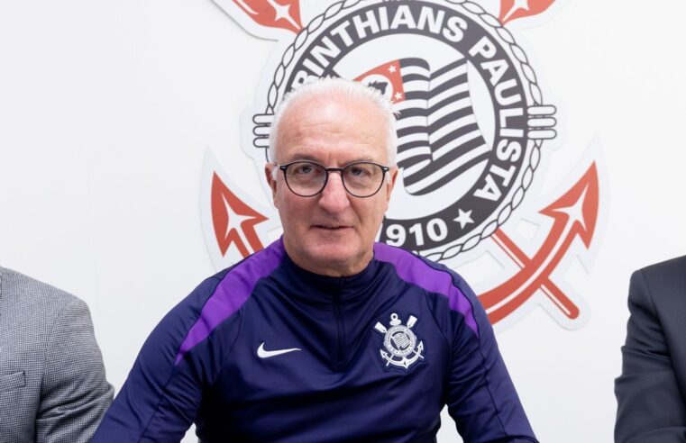 Dorival Júnior aparece no BID e pode estrear pelo Corinthians