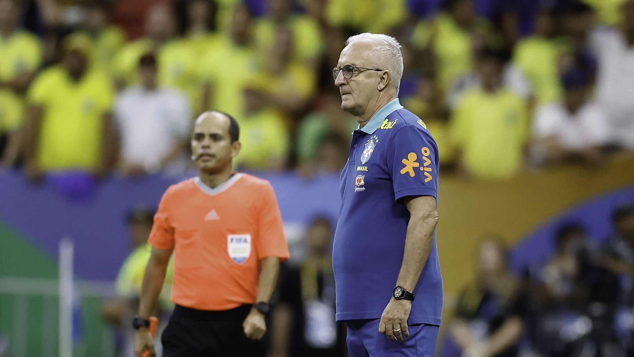 Dorival Júnior volta a ser prioridade no Corinthians após negativa de Tite