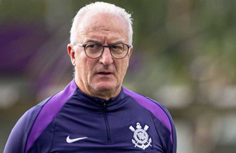 Dorival conversa com Coronado e quer substituto de Garro