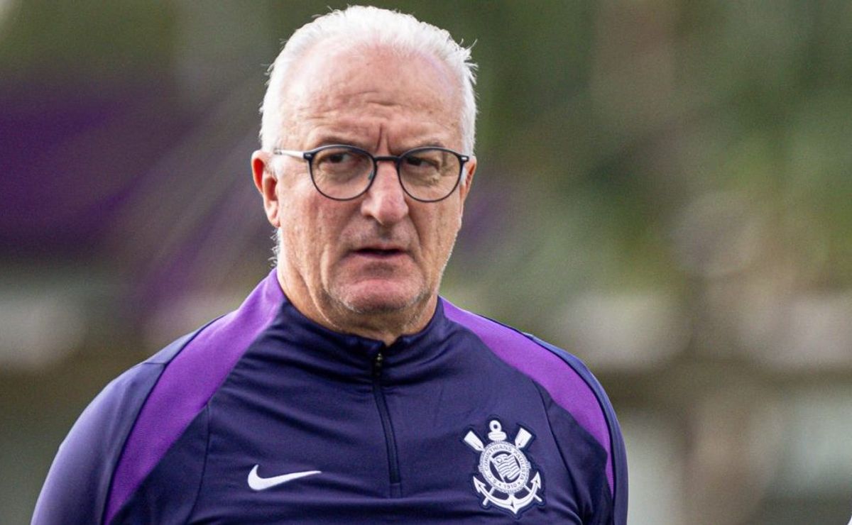 Dorival conversa com Coronado e quer substituto de Garro