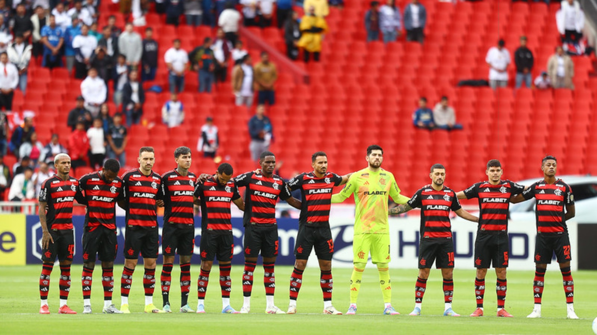Flamengo tem reforços contra o Corinthians; veja o provável time