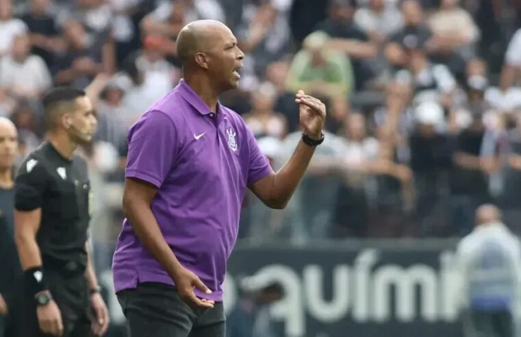 Interino revela clima no elenco do Corinthians após demissão de Ramón Díaz