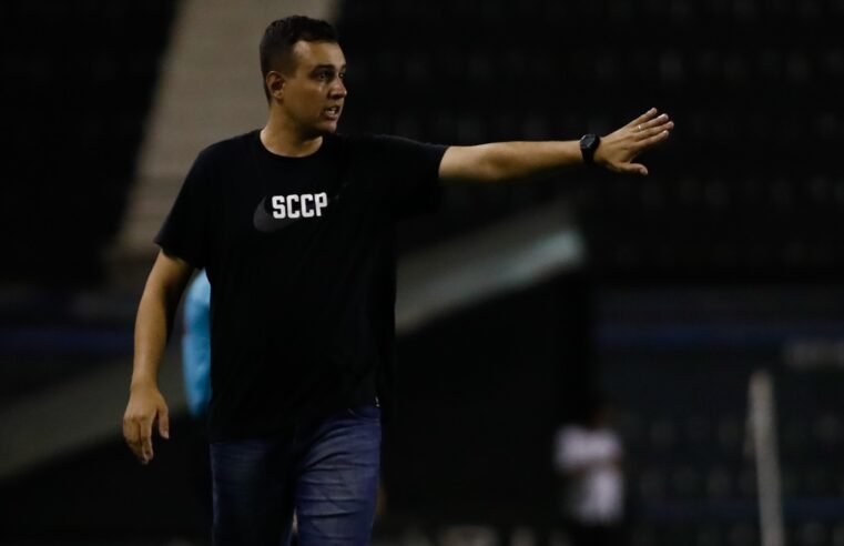 Lucas Piccinato, técnico do Corinthians, fala sobre as atuações da equipe