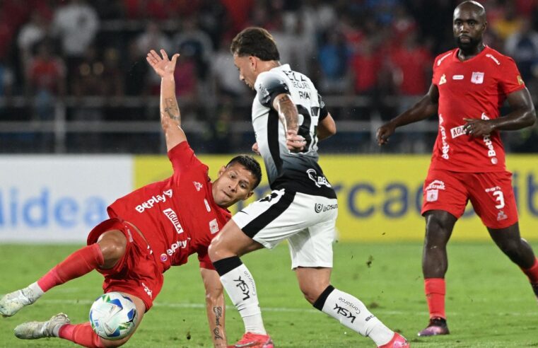 Misto do Corinthians busca empate contra América de Cali pela Sul-Americana