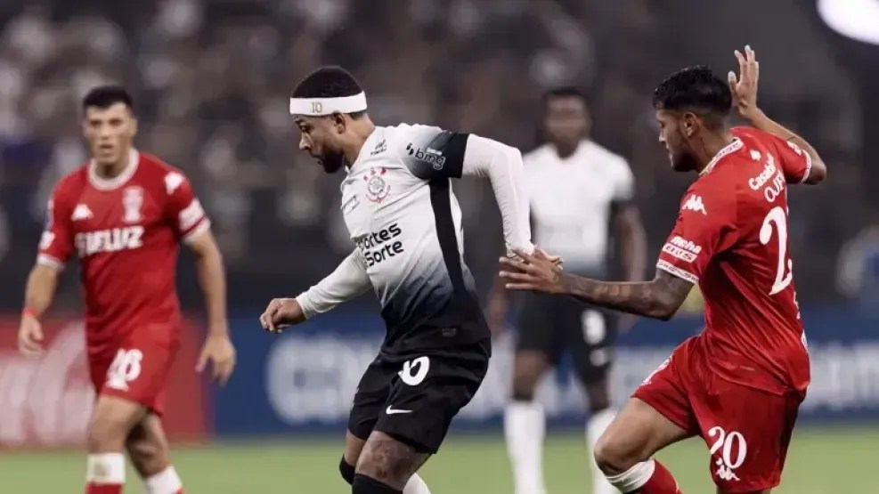 Neto dispara contra Memphis após derrota do Corinthians: “Andou em campo“