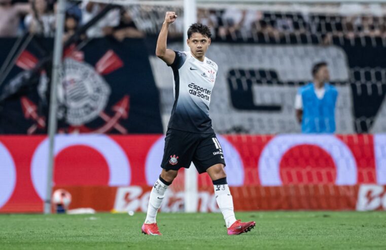Romero, do Corinthians, crava jogador bem-intencionado no Brasil