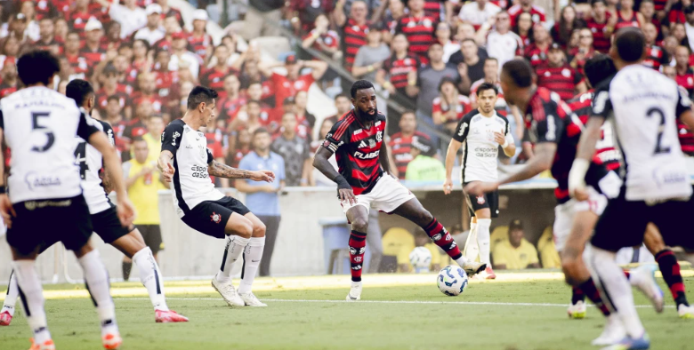 Romero vê Corinthians “mal mentalmente“ em goleada para o Flamengo