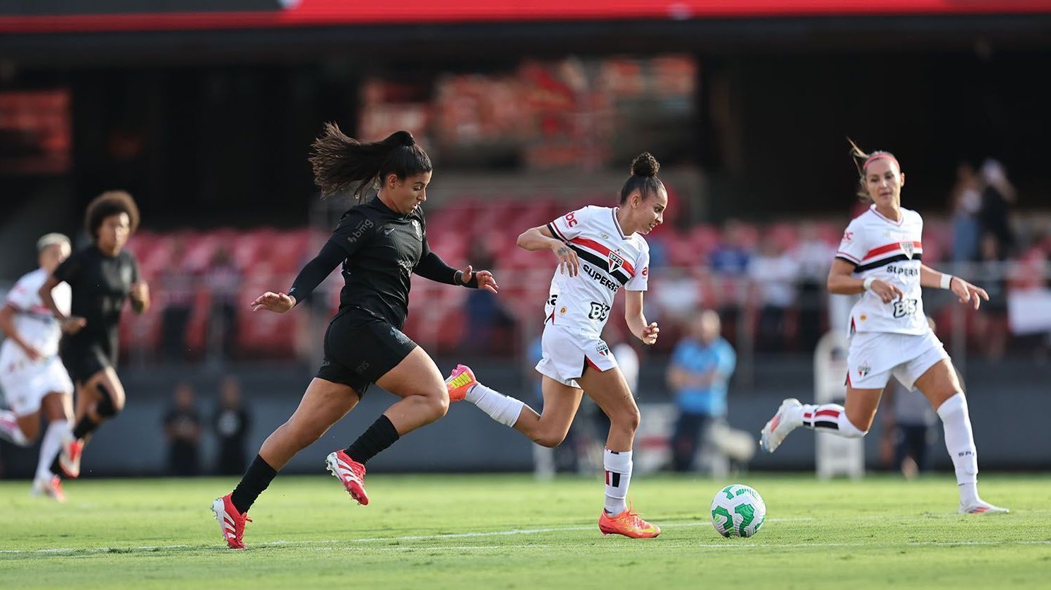 São Paulo x Corinthians: horário e onde assistir ao Brasileirão Feminino