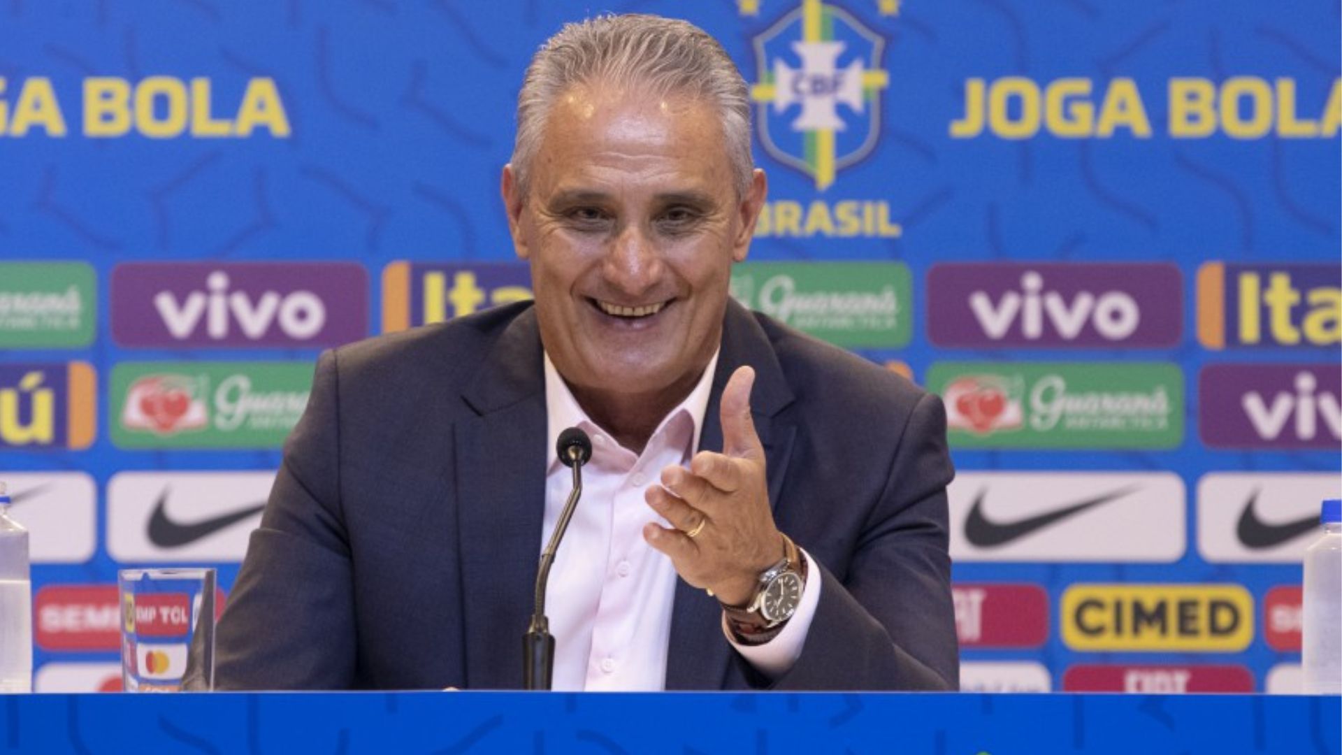 Tite anuncia pausa na carreira e frustra torcida do Corinthians