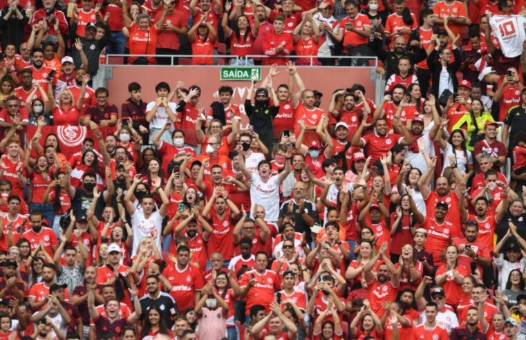 Torcedores do Internacional elegem maiores clubes de São Paulo