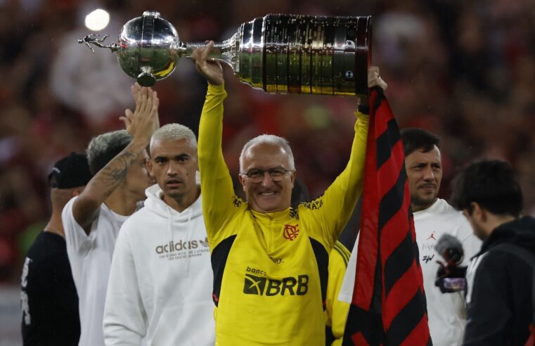 Veja os principais títulos na carreira de Dorival Júnior