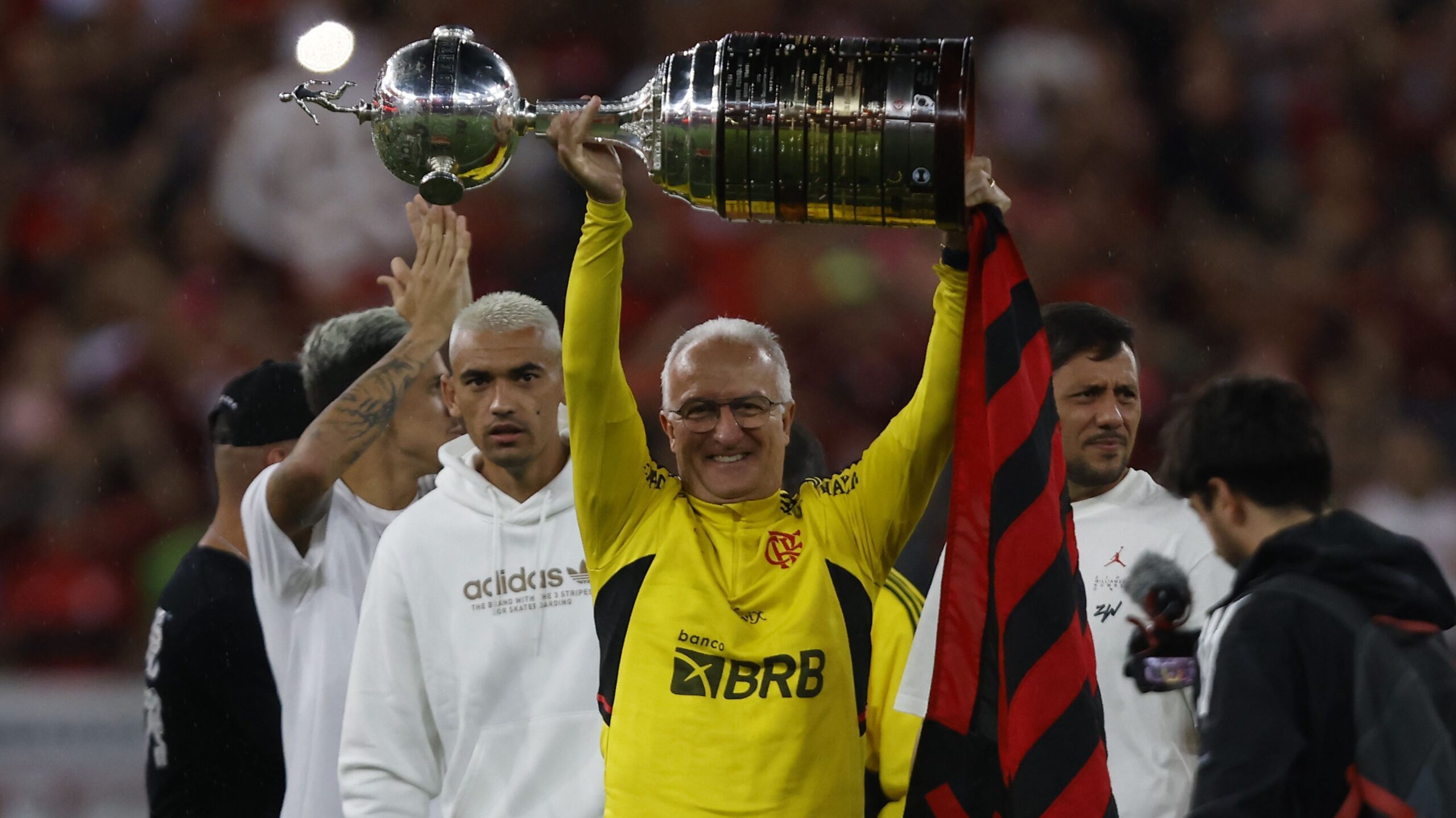 Veja os principais títulos na carreira de Dorival Júnior
