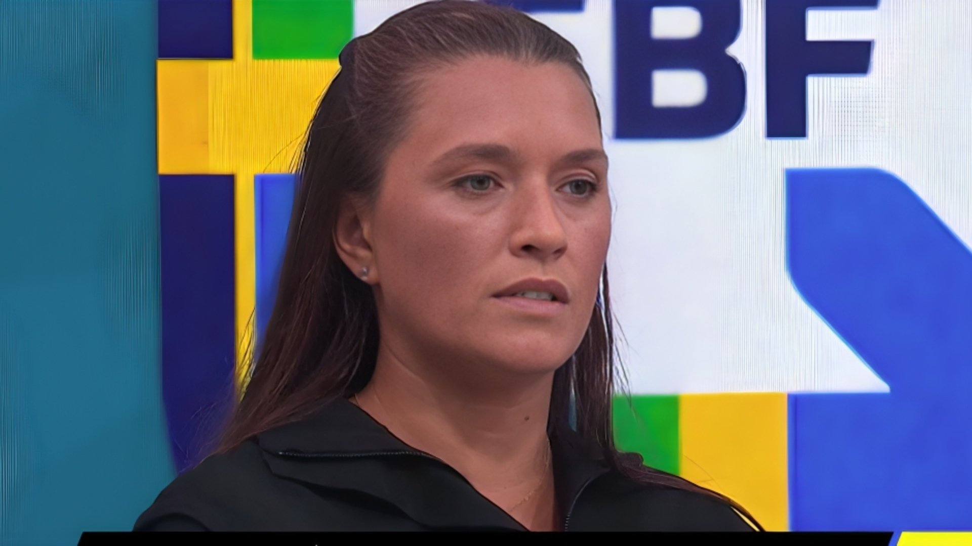 Ana Thaís ‘joga a real’ e descarta campeão do Brasileirão 2025