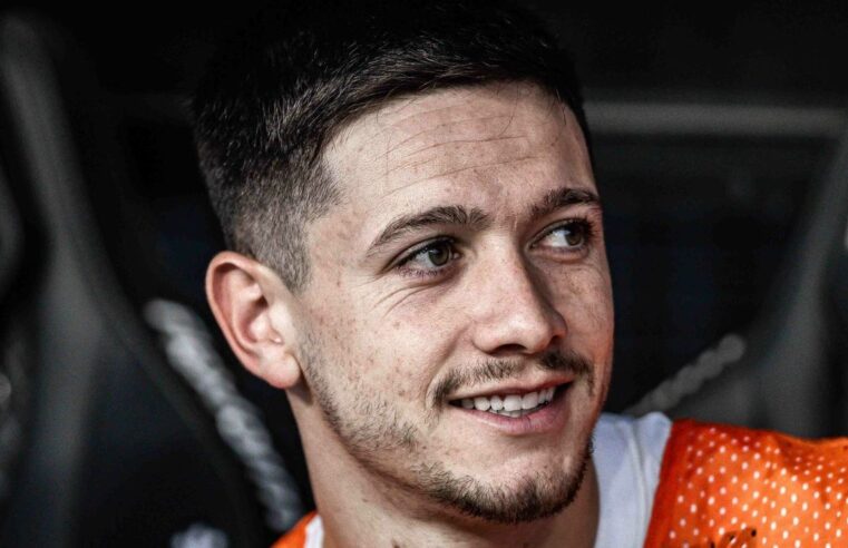 Corinthians pode ter Rodrigo Garro contra o Vitória pelo Brasileirão