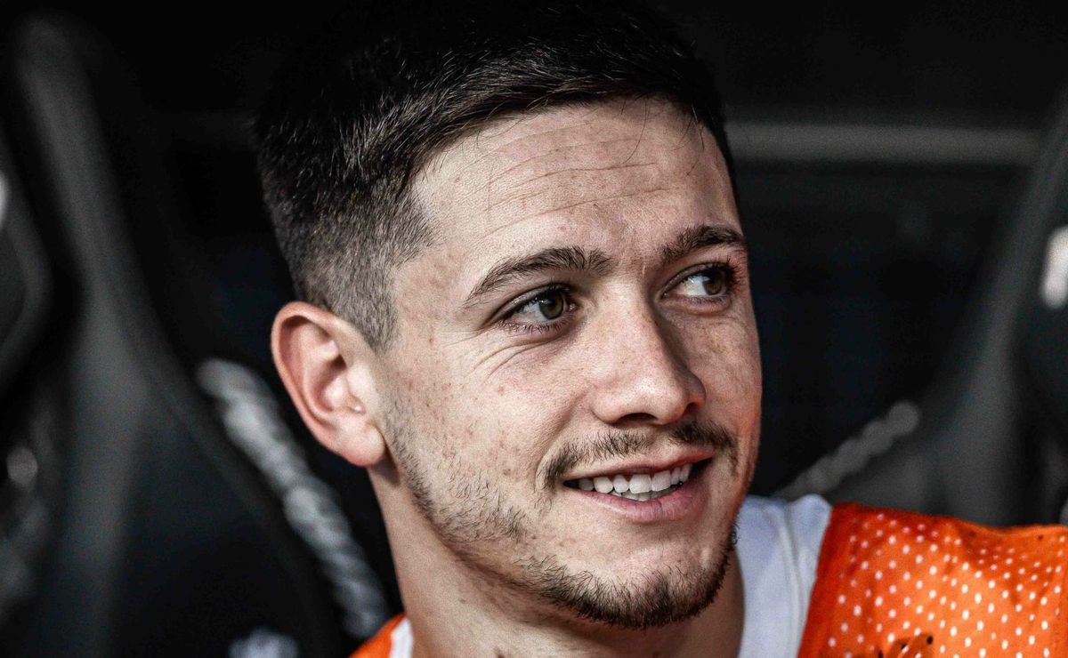 Corinthians pode ter Rodrigo Garro contra o Vitória pelo Brasileirão