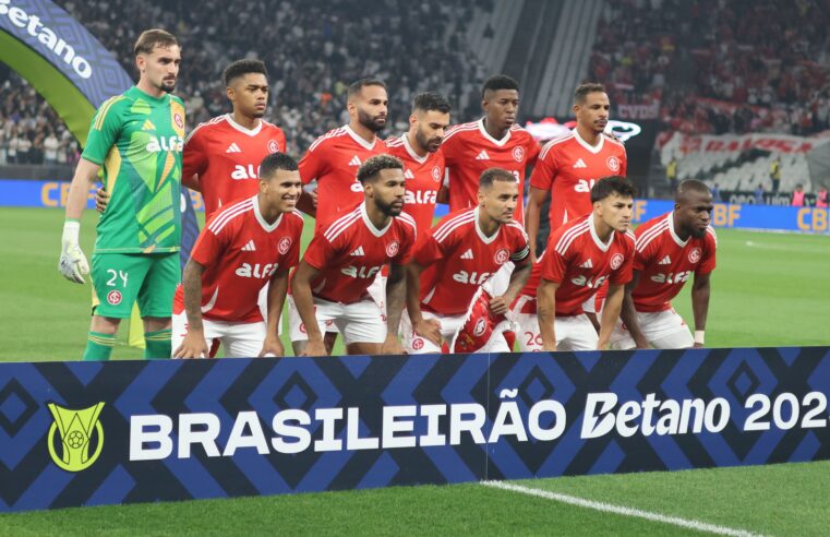Corinthians x Inter: árbitro explica expulsão de Bruno Henrique na súmula