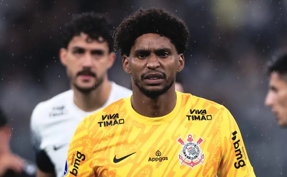 Craque Neto acredita que Hugo Souza deixará o Corinthians