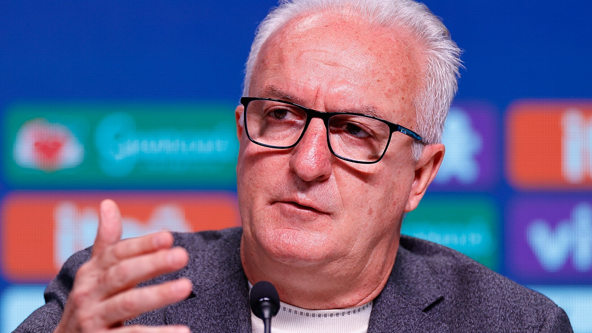 Dorival Júnior, do Corinthians, elege torcida diferenciada no Brasil