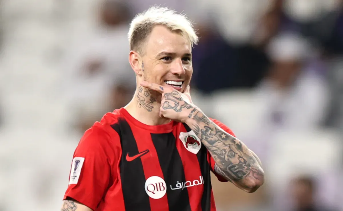 Ex-Corinthians, Roger Guedes se torna sonho de consumo do Grêmio