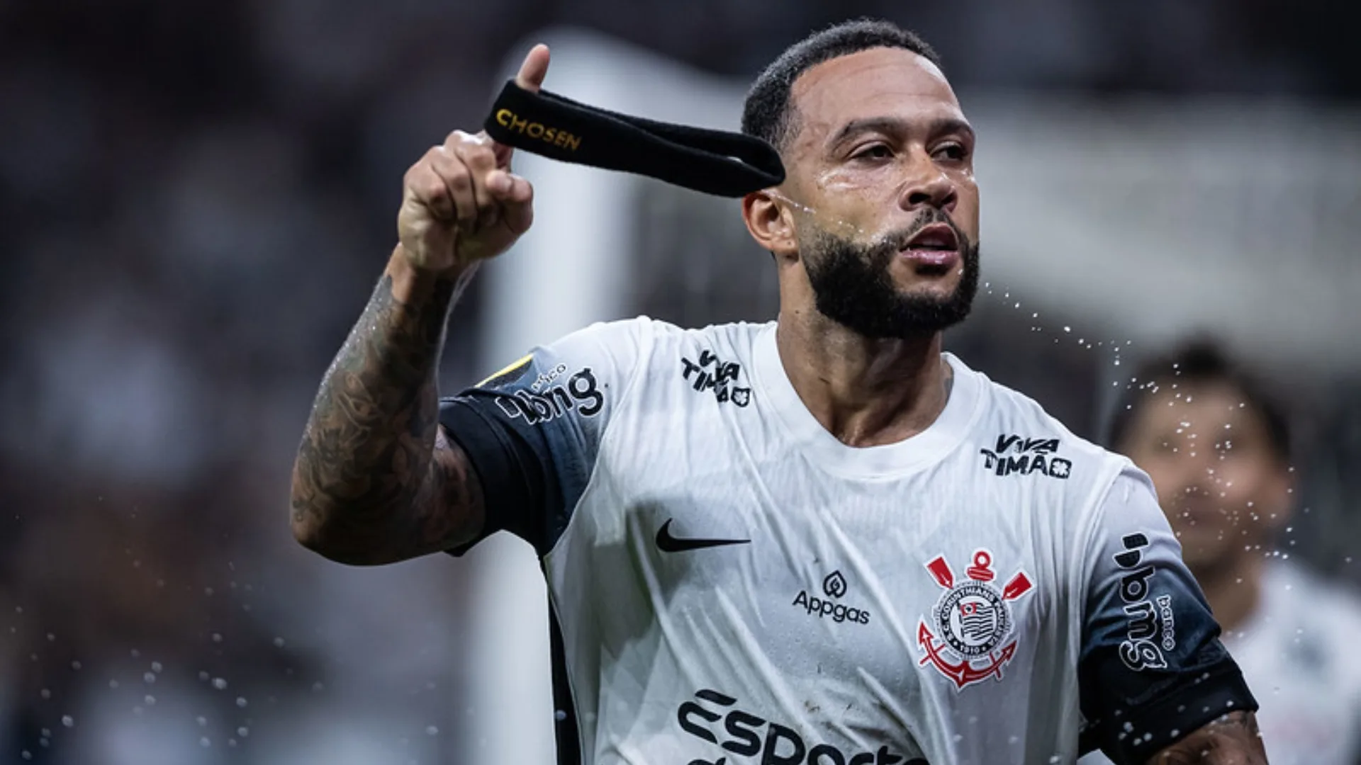 Craque Neto se compara com Memphis Depay no Corinthians