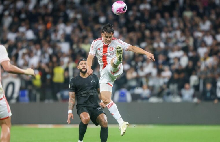 Nilson Cesar crava resultado de Corinthians x Internacional