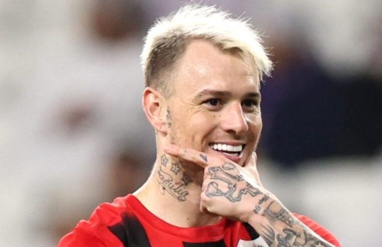 Roger Guedes, ex-Corinthians, está na mira do Cruzeiro