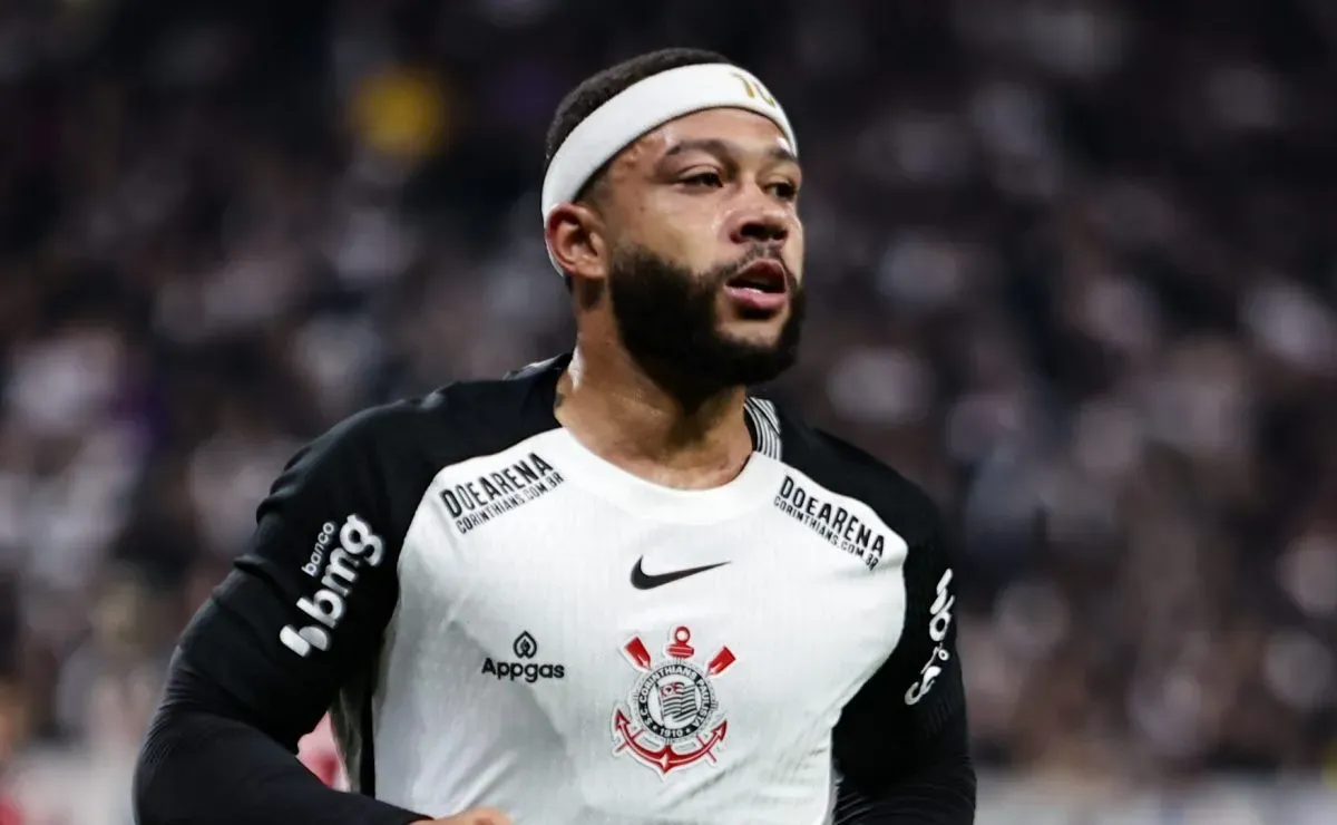 Corinthians não terá Memphis Depay, Carrillo e Martínez contra o Grêmio