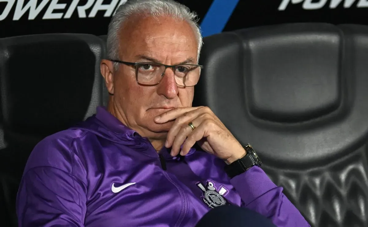 Corinthians recebe resposta negativa do Cuiabá por Denilson