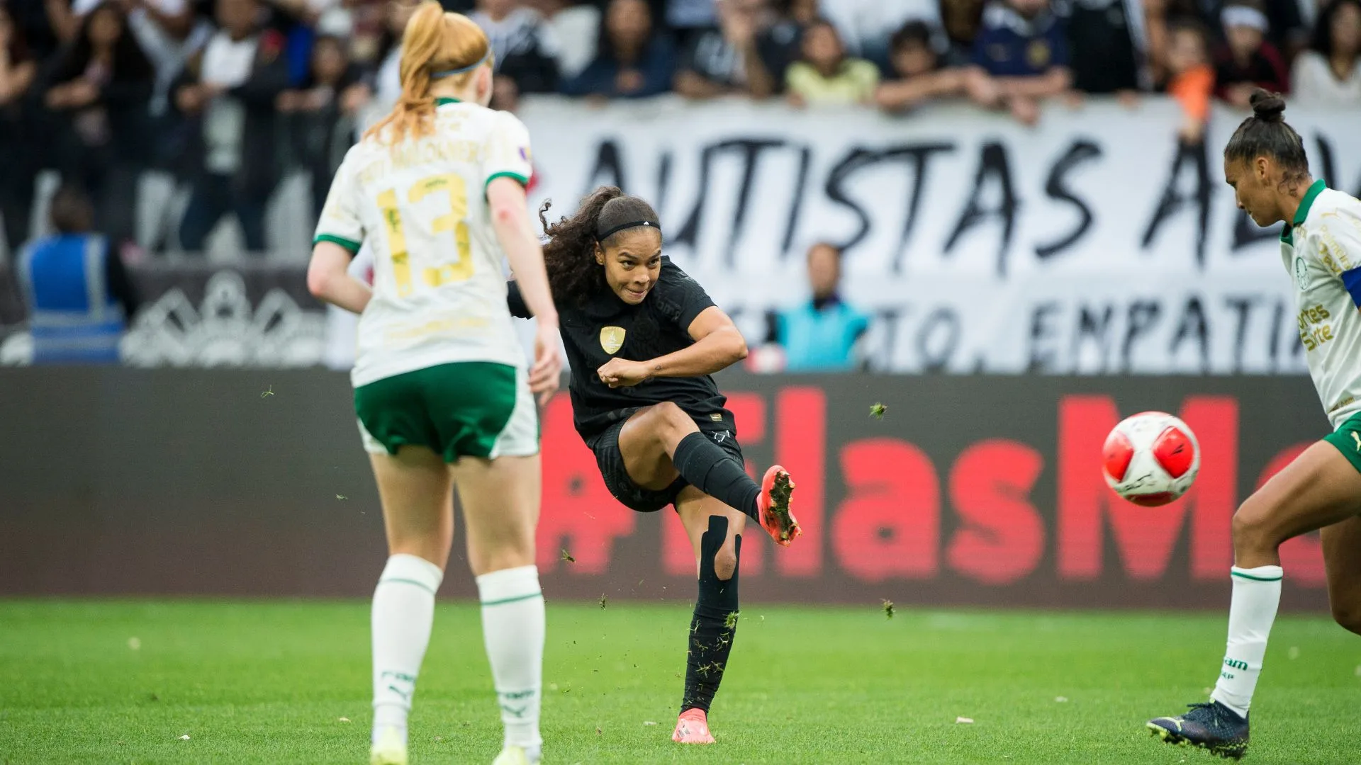 Corinthians terá duelo direto com o Palmeiras no Paulistão Feminino