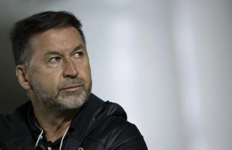 Craque Neto fala da invasão de Augusto Melo no Corinthians